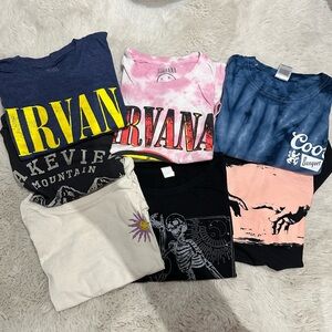 Graphic tee bundle ( total 7 shirts )